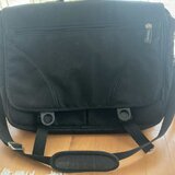 Geanta laptop marca Harvest